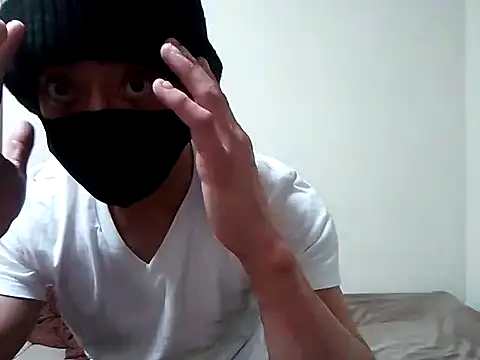 Snapshot of meno-kuma chatting on 07.08.26 meno-kuma online show from 07.08.26