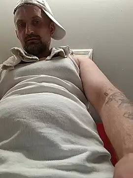Snapshot of FitnessDaddy chatting on 07.01.26 FitnessDaddy online show from 07.01.26