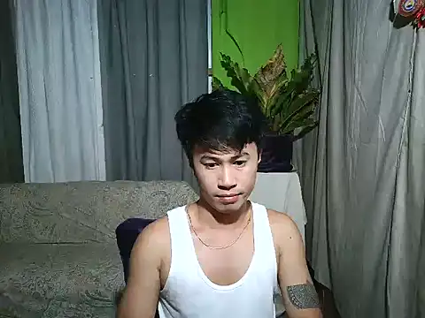Snapshot of JustcallmeCon chatting on 06.27.26 JustcallmeCon online show from 06.27.26