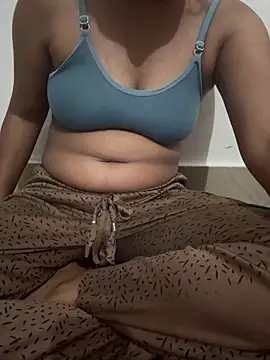 Snapshot of KHUSHISINGH_ chatting on 06.30.26 KHUSHISINGH online show from 06.30.26