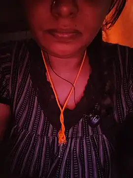 Snapshot of OfficialYazhiniStar chatting on 07.19.26 OfficialYazhiniStar online show from 07.19.26