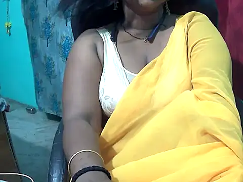 Snapshot of miss_doli chatting on 07.04.26 miss doli online show from 07.04.26