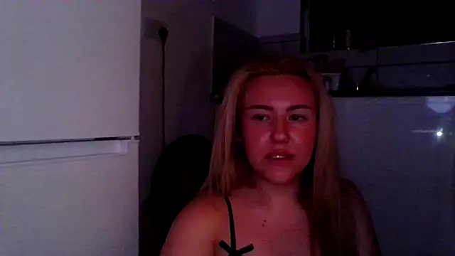 MaddyCherryX online show from 07.02.26