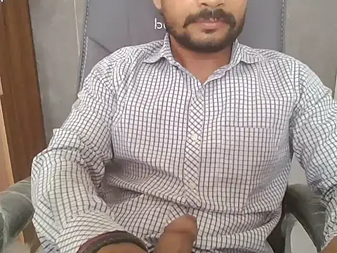 Snapshot of TheSaurabh chatting on 07.03.26 TheSaurabh online show from 07.03.26