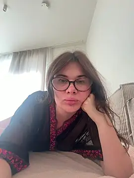 Snapshot of Sophie_Virginia chatting on 07.16.26 Sophie Virginia online show from 07.16.26
