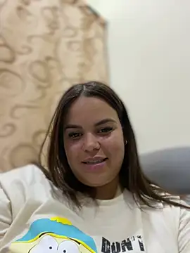 Snapshot of AliceStarshine chatting on 03.18.25 AliceStarshine online show from 03.18.25