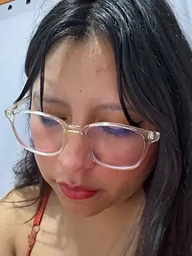 Snapshot of Yashira152 chatting on 07.05.26 Yashira152 online show from 07.05.26