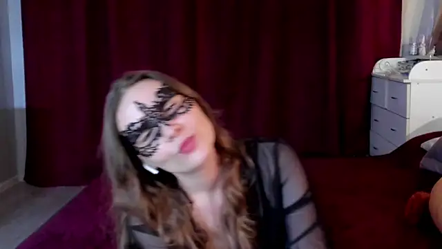 Snapshot of KatherineNoir chatting on 07.05.26 KatherineNoir online show from 07.05.26