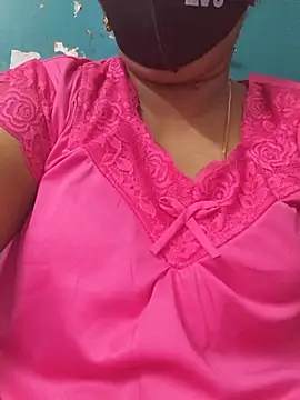 Snapshot of tamilrose143 chatting on 07.11.26 tamilrose143 online show from 07.11.26