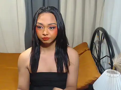 Snapshot of Naughty_Samara chatting on 07.10.26 Naughty Samara online show from 07.10.26