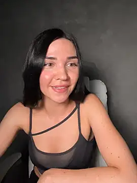 Snapshot of AigulLuna chatting on 07.21.26 AigulLuna online show from 07.21.26