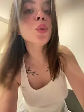 19 PetiteEilish 97 online show from 07.10.26