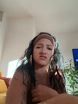 Snapshot of AishaLoveX chatting on 07.20.26 AishaLoveX online show from 07.20.26