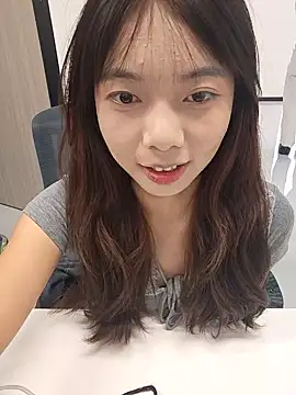 Snapshot of NN-833 chatting on 07.10.26 NN-833 online show from 07.10.26