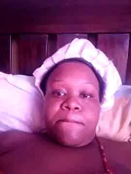 Snapshot of michachibela chatting on 07.18.26 michachibela online show from 07.18.26