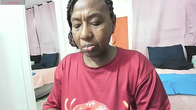 LupeAdams online show from 04.22.26