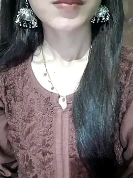 Snapshot of Amazing_Girl77 chatting on 07.31.26 Amazing Girl77 online show from 07.31.26