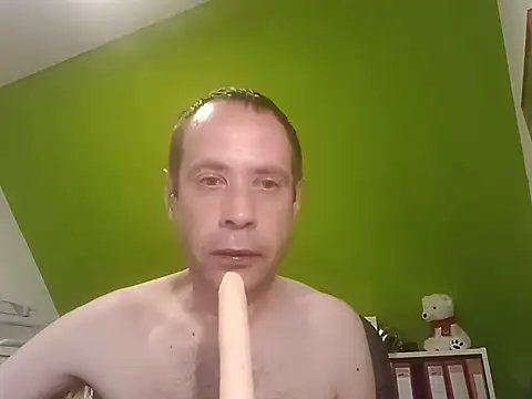 Snapshot of matdev82 chatting on 07.11.26 matdev82 online show from 07.11.26