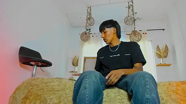 Snapshot of Ousuke_noir chatting on 07.18.26 Ousuke noir online show from 07.18.26