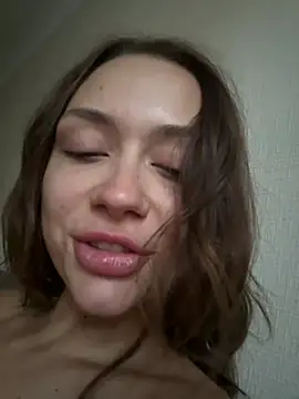 Snapshot of Kitysfeet chatting on 07.18.26 Kitysfeet online show from 07.18.26