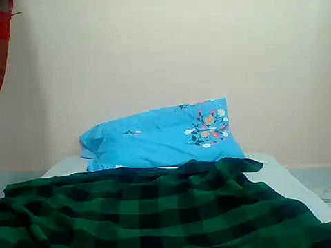 Snapshot of Amanda-Flower chatting on 07.14.26 Amanda-Flower online show from 07.14.26