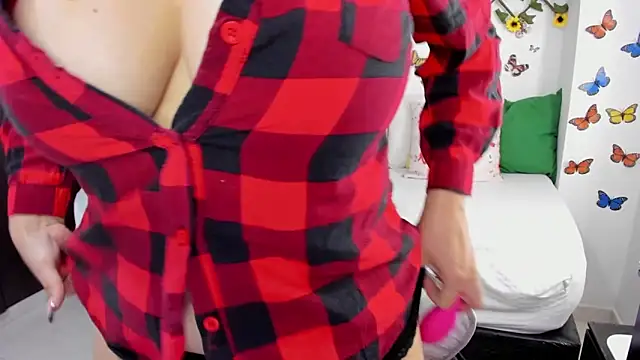 lucy007  online show from 01.18.25