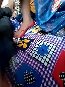 Snapshot of Desi2580 chatting on 08.08.26 Desi2580 online show from 08.08.26