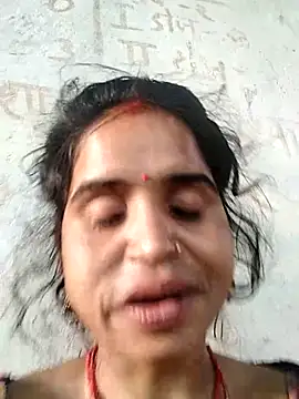 Snapshot of Simran_Love143 chatting on 07.16.26 Simran Love143 online show from 07.16.26