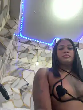 Snapshot of nicol_black1 chatting on 07.17.26 nicol black1 online show from 07.17.26
