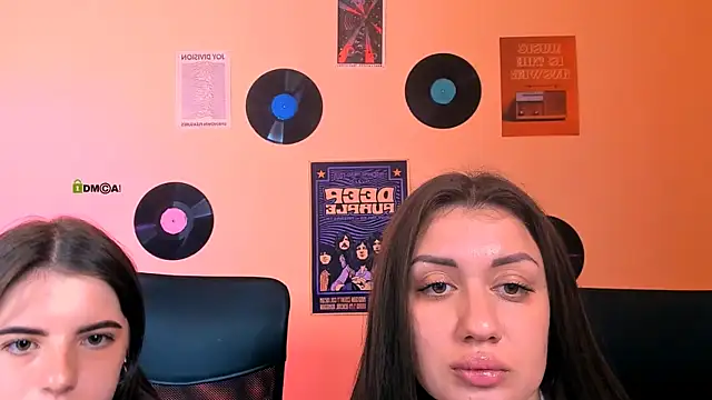 Snapshot of selena_crystal chatting on 07.19.26 selena crystal online show from 07.19.26