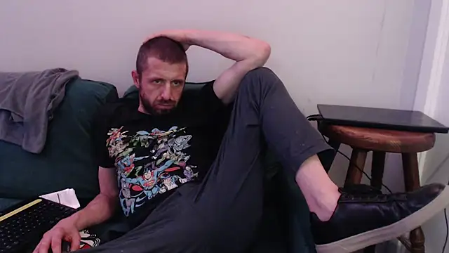 Snapshot of jackstrawstagger chatting on 12.24.24 jackstrawstagger online show from 12.24.24