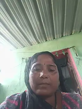 Snapshot of Hott_arushi chatting on 07.23.26 Hott arushi online show from 07.23.26