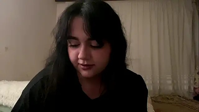 Snapshot of Kriss_loveee chatting on 07.21.26 Kriss loveee online show from 07.21.26