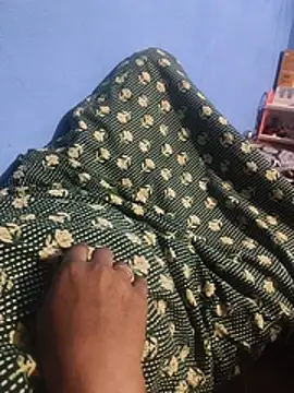 Snapshot of Tamilmeera007 chatting on 07.21.26 Tamilmeera007 online show from 07.21.26