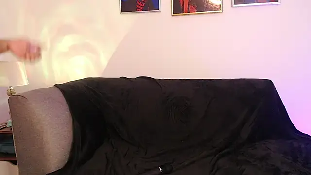 Snapshot of Valeri_moreno chatting on 07.23.26 Valeri moreno online show from 07.23.26