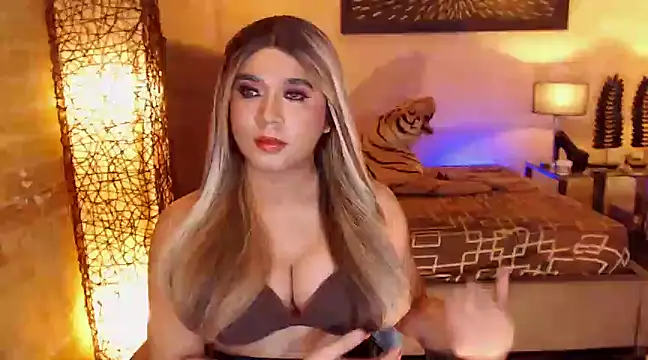 BigCumHuntersxx online show from 03.02.25