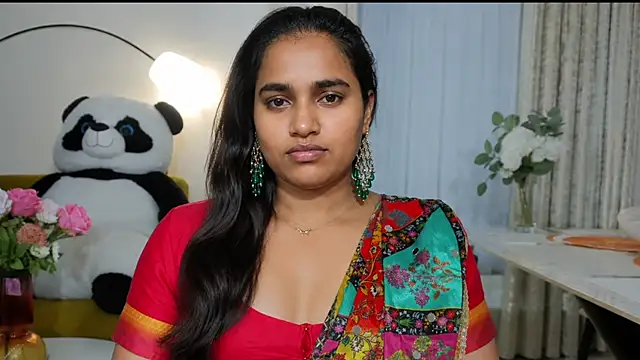 Snapshot of Shabana_Akhtar chatting on 07.23.26 Shabana Akhtar online show from 07.23.26