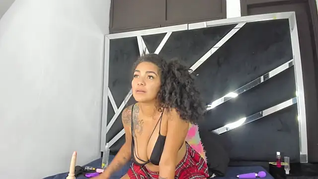 Snapshot of Chloe_xht chatting on 07.28.26 Chloe xht online show from 07.28.26