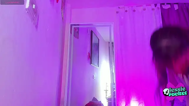 Snapshot of jessierocketx chatting on 11.14.25 jessierocketx online show from 11.14.25