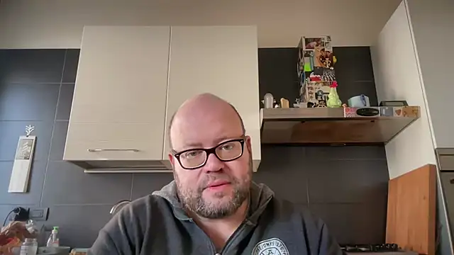 theitalianbear online show from 12.18.24