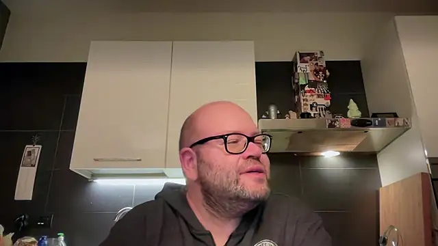 theitalianbear online show from 10.05.25