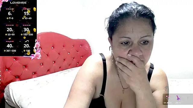 Snapshot of sexy_jhoan88 chatting on 05.27.26 sexy jhoan88 online show from 05.27.26