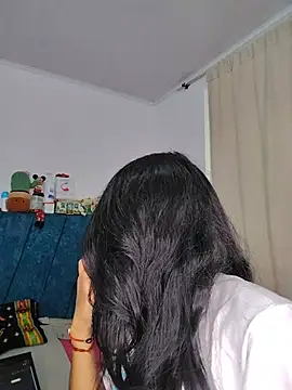 Snapshot of MoonVanesa chatting on 08.04.26 MoonVanesa online show from 08.04.26