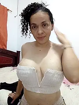 Snapshot of ValeriaVelvetHot chatting on 08.09.26 ValeriaVelvetHot online show from 08.09.26