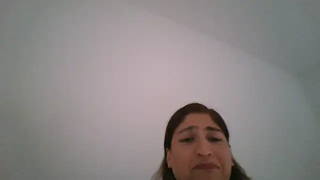 Snapshot of Spicy-Kareena chatting on 08.08.26 Spicy-Kareena online show from 08.08.26