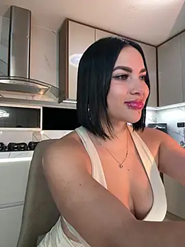 Snapshot of HannaBeckett chatting on 03.09.25 HannaBeckett online show from 03.09.25