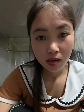 Snapshot of Dovia-sy chatting on 08.03.26 Dovia-sy online show from 08.03.26