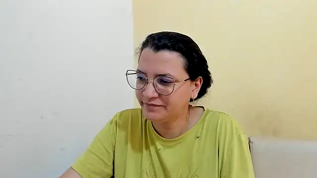 Snapshot of MARILYN_GARCIA chatting on 02.11.26 MARILYN GARCIA online show from 02.11.26