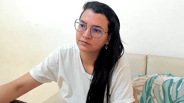 MARILYN GARCIA online show from 03.10.26