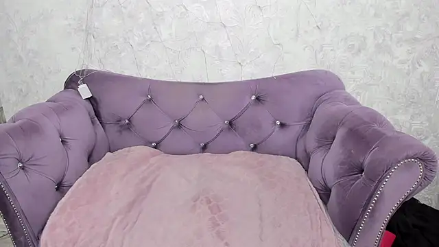 Snapshot of vitabox chatting on 01.26.25 vitabox online show from 01.26.25